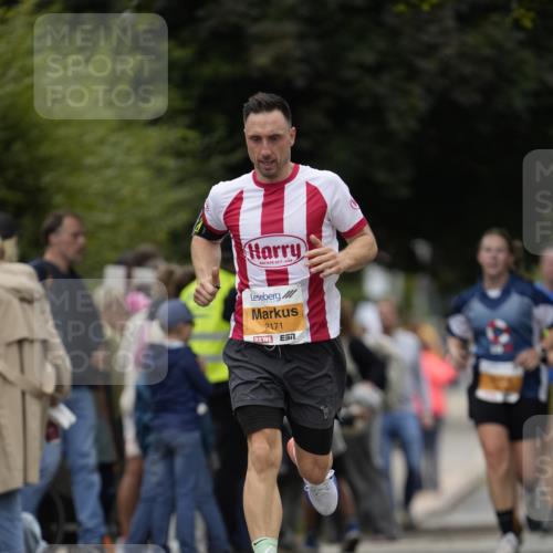 30.08.2026 - Blankeneser Heldenlauf Patografie http://msf.ph/oto/10090544 30.08.2026 12:01:49 Ziel 2210, 2330, 2698, 2904 meine-sportfotos.de