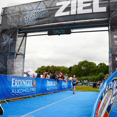 30.08.2026 - Elbe Triathlon Hamburg LAZAROV Photography http://msf.ph/oto/10090545 30.08.2026 12:54:26 Ziel 1857, 1864 meine-sportfotos.de