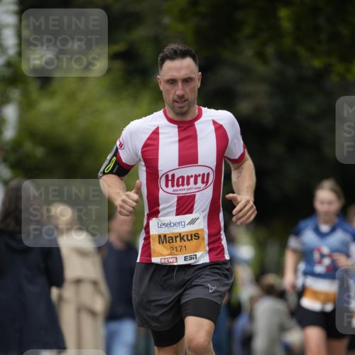 30.08.2026 - Blankeneser Heldenlauf Patografie http://msf.ph/oto/10090548 30.08.2026 12:01:52 Ziel 2171, 2210, 2330, 2904 meine-sportfotos.de