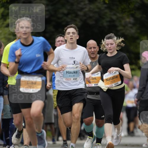 30.08.2026 - Blankeneser Heldenlauf Patografie http://msf.ph/oto/10090564 30.08.2026 12:01:59 Ziel 2171, 2626, 4428 meine-sportfotos.de