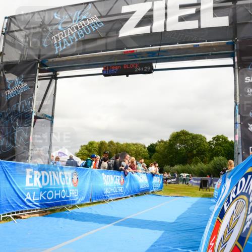 30.08.2026 - Elbe Triathlon Hamburg LAZAROV Photography http://msf.ph/oto/10090565 30.08.2026 12:54:40 Ziel 1839, 1880 meine-sportfotos.de