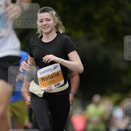 30.08.2026 - Blankeneser Heldenlauf Patografie http://msf.ph/oto/10090572 30.08.2026 12:02:04 Ziel 2067, 2326, 2417, 2490, 2626, 4428 meine-sportfotos.de