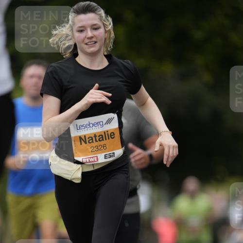 30.08.2026 - Blankeneser Heldenlauf Patografie http://msf.ph/oto/10090575 30.08.2026 12:02:04 Ziel 2067, 2326, 2417, 2490, 2626, 4428 meine-sportfotos.de