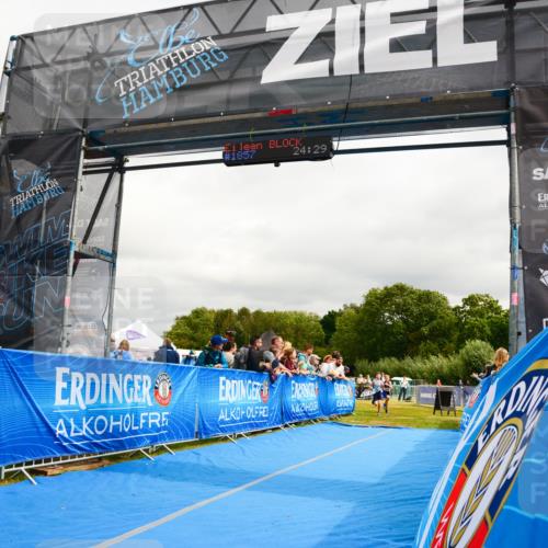 30.08.2026 - Elbe Triathlon Hamburg LAZAROV Photography http://msf.ph/oto/10090581 30.08.2026 12:54:44 Ziel 1839, 1880 meine-sportfotos.de