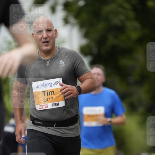 30.08.2026 - Blankeneser Heldenlauf Patografie http://msf.ph/oto/10090582 30.08.2026 12:02:09 Ziel 2067, 2326, 2417, 2490, 2775, 4428 meine-sportfotos.de
