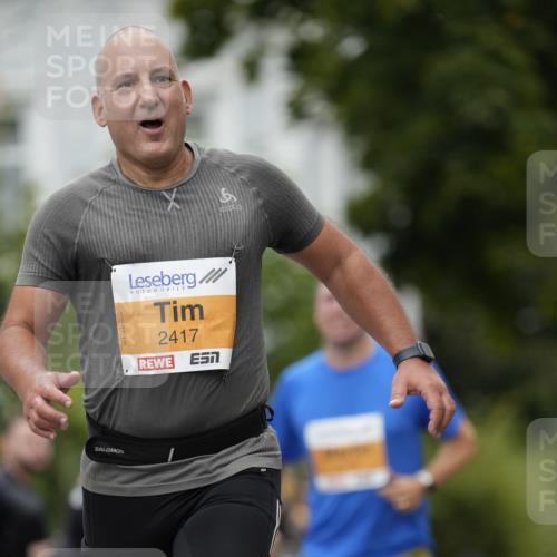 30.08.2026 - Blankeneser Heldenlauf Patografie http://msf.ph/oto/10090584 30.08.2026 12:02:09 Ziel 2067, 2326, 2417, 2490, 2775, 4428 meine-sportfotos.de