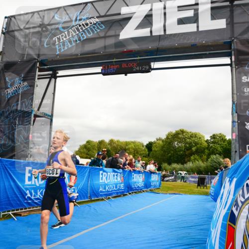 30.08.2026 - Elbe Triathlon Hamburg LAZAROV Photography http://msf.ph/oto/10090589 30.08.2026 12:54:47 Ziel 1839, 1880 meine-sportfotos.de