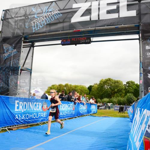 30.08.2026 - Elbe Triathlon Hamburg LAZAROV Photography http://msf.ph/oto/10090625 30.08.2026 12:55:02 Ziel 1851 meine-sportfotos.de