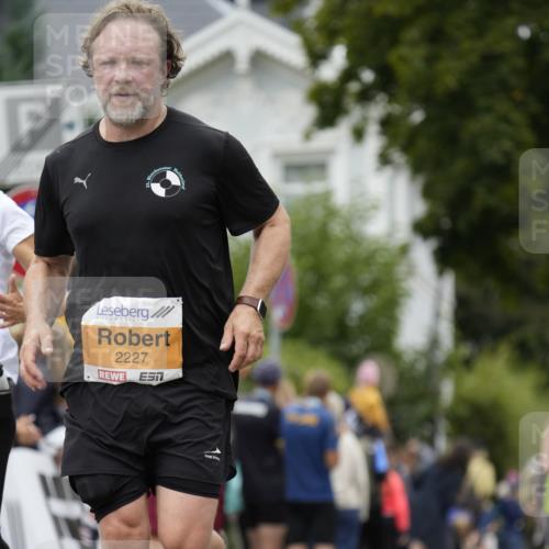 30.08.2026 - Blankeneser Heldenlauf Patografie http://msf.ph/oto/10090636 30.08.2026 12:02:33 Ziel 2135, 2227, 2506, 2858 meine-sportfotos.de