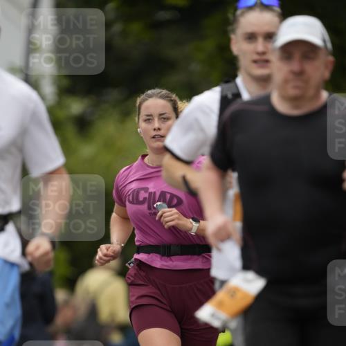 30.08.2026 - Blankeneser Heldenlauf Patografie http://msf.ph/oto/10090675 30.08.2026 12:02:49 Ziel 2033, 2167, 2337, 2408, 2409, 2414, 2733, 2735, 2878, 2945 meine-sportfotos.de