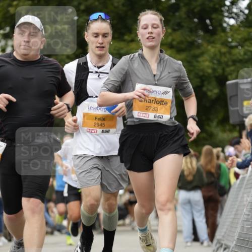 30.08.2026 - Blankeneser Heldenlauf Patografie http://msf.ph/oto/10090686 30.08.2026 12:02:53 Ziel 2033, 2167, 2409, 2414, 2733, 2735, 2878, 2945, 4334 meine-sportfotos.de