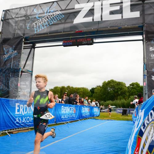 30.08.2026 - Elbe Triathlon Hamburg LAZAROV Photography http://msf.ph/oto/10090764 30.08.2026 12:56:49 Ziel 1835, 1848 meine-sportfotos.de