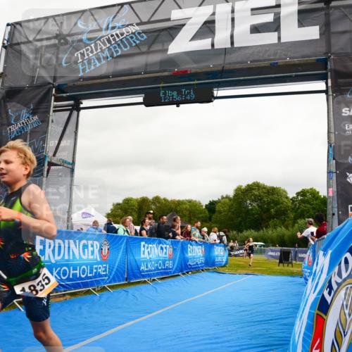 30.08.2026 - Elbe Triathlon Hamburg LAZAROV Photography http://msf.ph/oto/10090766 30.08.2026 12:56:49 Ziel 1835, 1848 meine-sportfotos.de