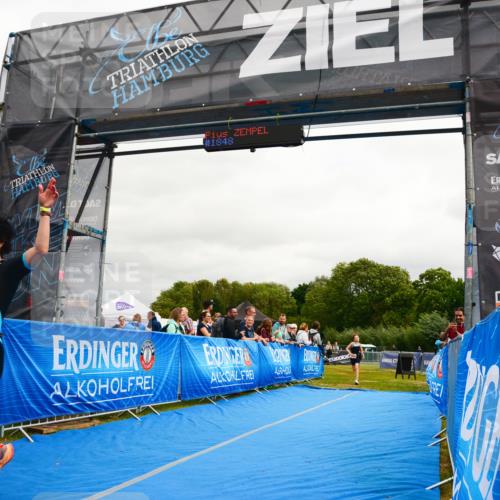 30.08.2026 - Elbe Triathlon Hamburg LAZAROV Photography http://msf.ph/oto/10090796 30.08.2026 12:57:00 Ziel 1608, 1832, 1858 meine-sportfotos.de