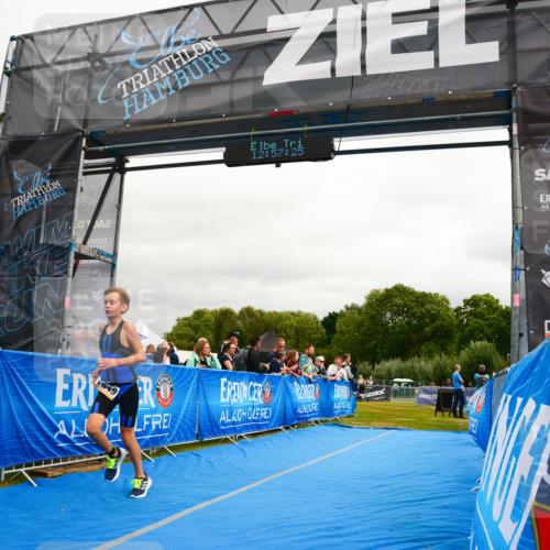 30.08.2026 - Elbe Triathlon Hamburg LAZAROV Photography http://msf.ph/oto/10090828 30.08.2026 12:57:26 Ziel 1849, 1853 meine-sportfotos.de