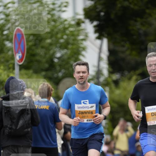 30.08.2026 - Blankeneser Heldenlauf Patografie http://msf.ph/oto/10090843 30.08.2026 12:04:23 Ziel 2196, 2285, 2683, 2766, 2811, 2829, 4125 meine-sportfotos.de