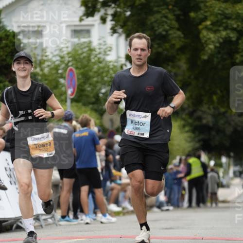30.08.2026 - Blankeneser Heldenlauf Patografie http://msf.ph/oto/10090875 30.08.2026 12:04:39 Ziel 2333, 2362, 4366 meine-sportfotos.de