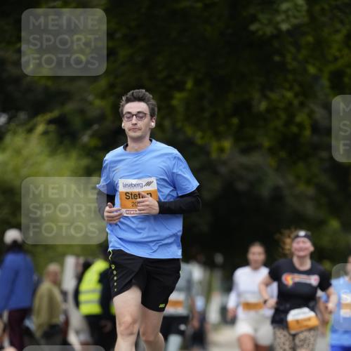 30.08.2026 - Blankeneser Heldenlauf Patografie http://msf.ph/oto/10090911 30.08.2026 12:05:18 Ziel 2090 meine-sportfotos.de