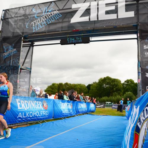30.08.2026 - Elbe Triathlon Hamburg LAZAROV Photography http://msf.ph/oto/10090912 30.08.2026 13:02:44 Ziel 1811, 1884 meine-sportfotos.de