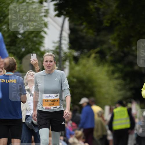 30.08.2026 - Blankeneser Heldenlauf Patografie http://msf.ph/oto/10090938 30.08.2026 12:05:37 Ziel 2813, 2824, 2831, 4381 meine-sportfotos.de