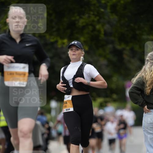 30.08.2026 - Blankeneser Heldenlauf Patografie http://msf.ph/oto/10090944 30.08.2026 12:05:51 Ziel 2199, 2594, 2595, 2936 meine-sportfotos.de
