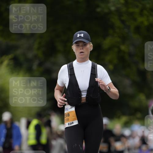 30.08.2026 - Blankeneser Heldenlauf Patografie http://msf.ph/oto/10090947 30.08.2026 12:05:53 Ziel 2199, 2595, 2936 meine-sportfotos.de