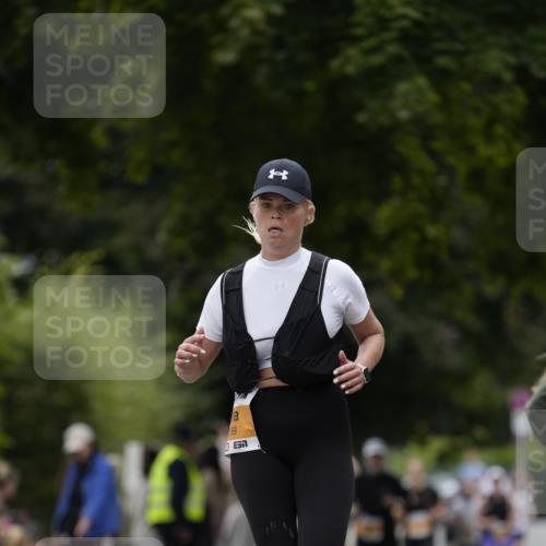 30.08.2026 - Blankeneser Heldenlauf Patografie http://msf.ph/oto/10090948 30.08.2026 12:05:54 Ziel 2199, 2595, 2936 meine-sportfotos.de