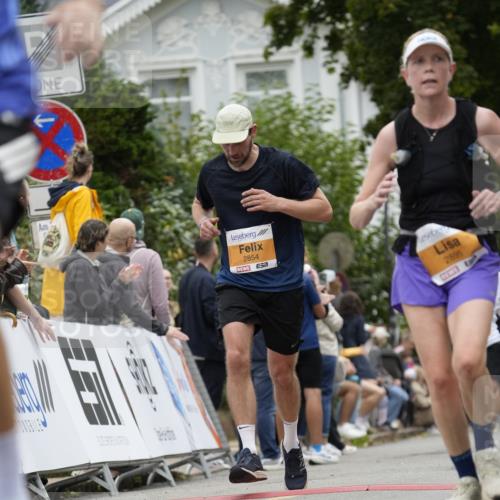 30.08.2026 - Blankeneser Heldenlauf Patografie http://msf.ph/oto/10090968 30.08.2026 12:06:21 Ziel 2074, 2370, 2429, 2854, 2895, 4157, 4169 meine-sportfotos.de