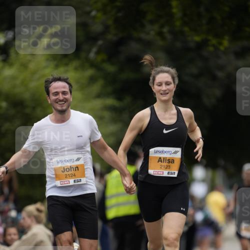 30.08.2026 - Blankeneser Heldenlauf Patografie http://msf.ph/oto/10090994 30.08.2026 12:06:54 Ziel 2123, 2124, 4205, 4240 meine-sportfotos.de