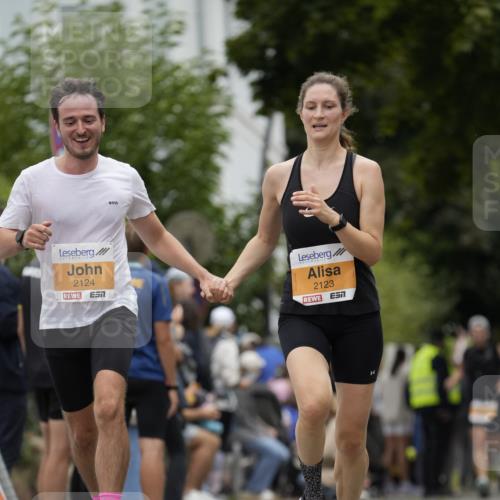 30.08.2026 - Blankeneser Heldenlauf Patografie http://msf.ph/oto/10090995 30.08.2026 12:06:58 Ziel 2123, 2124, 4205, 4240 meine-sportfotos.de
