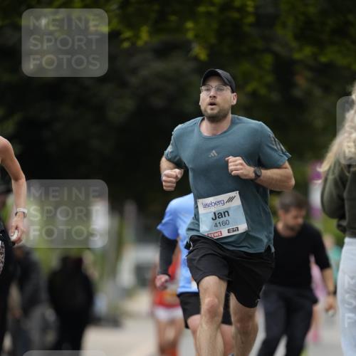 30.08.2026 - Blankeneser Heldenlauf Patografie http://msf.ph/oto/10091045 30.08.2026 12:08:32 Ziel 2659, 2792, 4160 meine-sportfotos.de