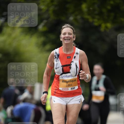 30.08.2026 - Blankeneser Heldenlauf Patografie http://msf.ph/oto/10091054 30.08.2026 12:08:46 Ziel 2304, 2448, 2841 meine-sportfotos.de