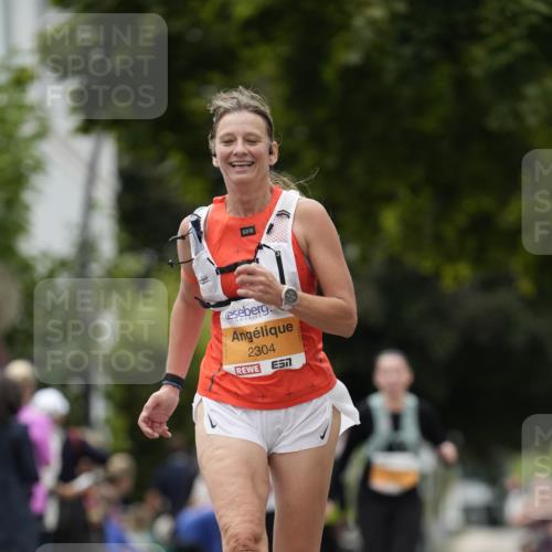 30.08.2026 - Blankeneser Heldenlauf Patografie http://msf.ph/oto/10091055 30.08.2026 12:08:49 Ziel 2304 meine-sportfotos.de
