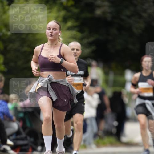 30.08.2026 - Blankeneser Heldenlauf Patografie http://msf.ph/oto/10091067 30.08.2026 12:09:05 Ziel 4476 meine-sportfotos.de