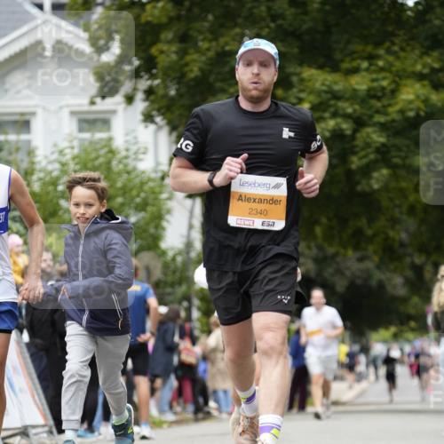30.08.2026 - Blankeneser Heldenlauf Patografie http://msf.ph/oto/10091102 30.08.2026 12:09:44 Ziel 2096, 2340, 2788, 4259, 4473 meine-sportfotos.de