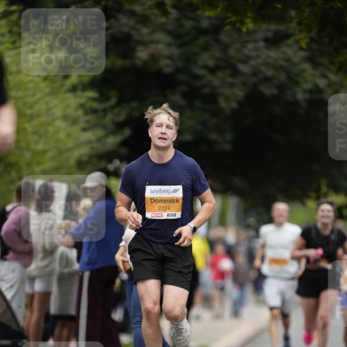 30.08.2026 - Blankeneser Heldenlauf Patografie http://msf.ph/oto/10091112 30.08.2026 12:10:05 Ziel 4341 meine-sportfotos.de