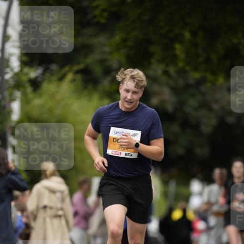 30.08.2026 - Blankeneser Heldenlauf Patografie http://msf.ph/oto/10091116 30.08.2026 12:10:09 Ziel 2224, 4341 meine-sportfotos.de