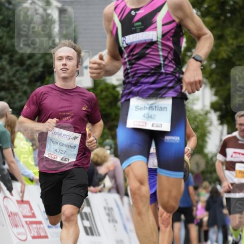 30.08.2026 - Blankeneser Heldenlauf Patografie http://msf.ph/oto/10091146 30.08.2026 12:10:45 Ziel 2045, 4127, 4137, 4202, 4342, 4367 meine-sportfotos.de