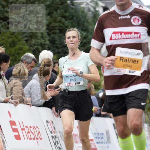 30.08.2026 - Blankeneser Heldenlauf Patografie http://msf.ph/oto/10091151 30.08.2026 12:10:50 Ziel 2045, 2393, 4127, 4137, 4202, 4342, 4367 meine-sportfotos.de