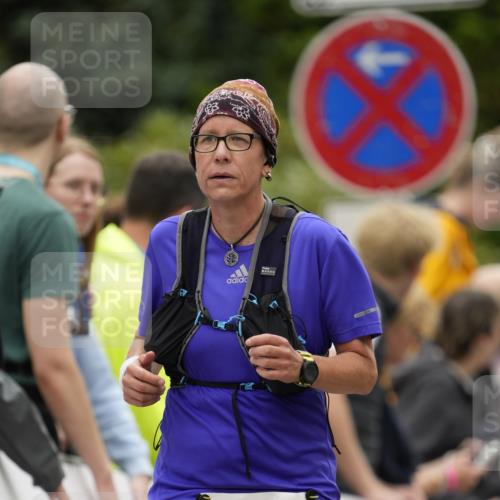 30.08.2026 - Blankeneser Heldenlauf Patografie http://msf.ph/oto/10091172 30.08.2026 12:11:26 Ziel 2086, 2438, 2803 meine-sportfotos.de