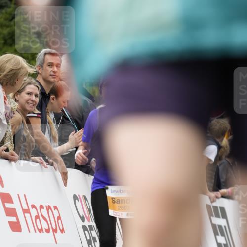 30.08.2026 - Blankeneser Heldenlauf Patografie http://msf.ph/oto/10091173 30.08.2026 12:11:27 Ziel 2086, 2438, 2803 meine-sportfotos.de
