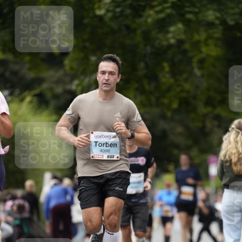 30.08.2026 - Blankeneser Heldenlauf Patografie http://msf.ph/oto/10091201 30.08.2026 12:12:00 Ziel 2344, 2899, 2923, 4345, 4398 meine-sportfotos.de