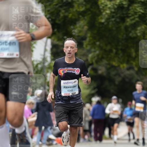 30.08.2026 - Blankeneser Heldenlauf Patografie http://msf.ph/oto/10091203 30.08.2026 12:12:03 Ziel 2344, 2899, 4345, 4398 meine-sportfotos.de