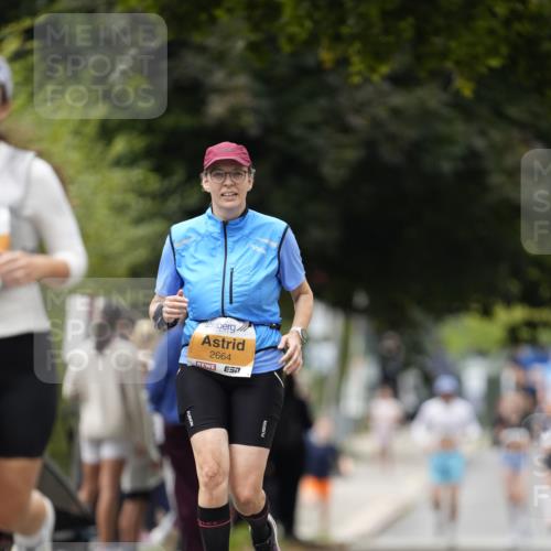30.08.2026 - Blankeneser Heldenlauf Patografie http://msf.ph/oto/10091215 30.08.2026 12:12:14 Ziel 2416, 2450 meine-sportfotos.de