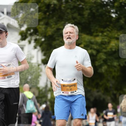 30.08.2026 - Blankeneser Heldenlauf Patografie http://msf.ph/oto/10091239 30.08.2026 12:13:20 Ziel 2377, 2513, 2535, 2536, 2789, 2907 meine-sportfotos.de
