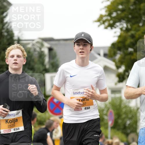 30.08.2026 - Blankeneser Heldenlauf Patografie http://msf.ph/oto/10091240 30.08.2026 12:13:21 Ziel 2377, 2513, 2535, 2536, 2789, 2907 meine-sportfotos.de