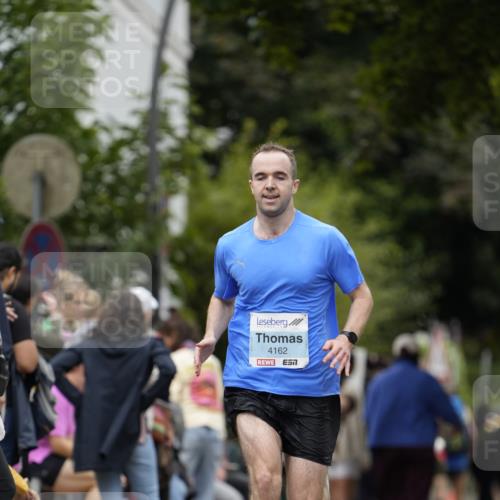 30.08.2026 - Blankeneser Heldenlauf Patografie http://msf.ph/oto/10091271 30.08.2026 12:13:55 Ziel 2636, 4017, 4162, 4214, 4396, 4459 meine-sportfotos.de