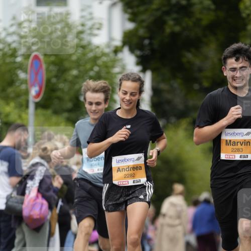 30.08.2026 - Blankeneser Heldenlauf Patografie http://msf.ph/oto/10091286 30.08.2026 12:14:18 Ziel 2130, 2282, 2283, 4023, 4044, 4484 meine-sportfotos.de