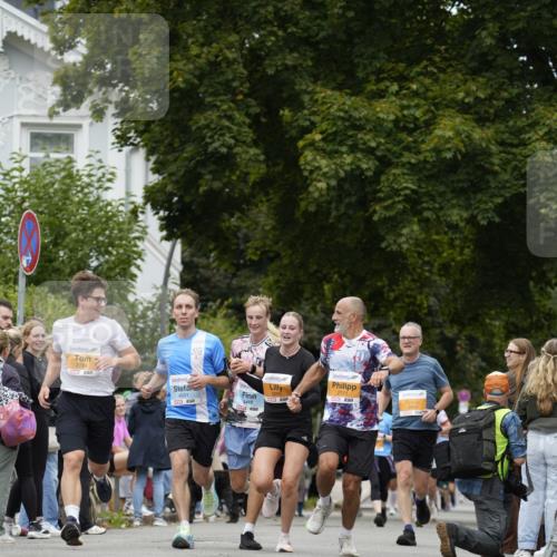 30.08.2026 - Blankeneser Heldenlauf Patografie http://msf.ph/oto/10091309 30.08.2026 12:15:02 Ziel 2070, 2071, 2676, 2784, 4031, 4416 meine-sportfotos.de