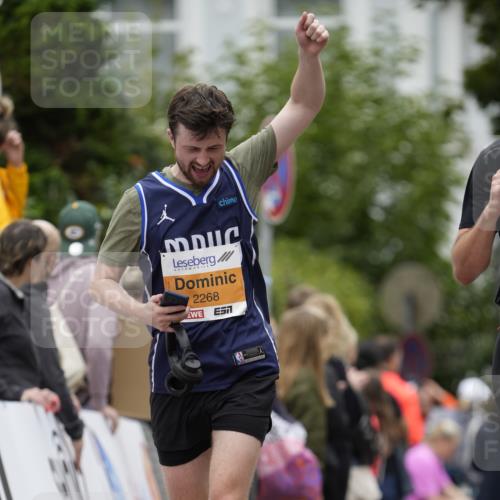 30.08.2026 - Blankeneser Heldenlauf Patografie http://msf.ph/oto/10091375 30.08.2026 12:16:25 Ziel 2268, 2309, 4182, 4451 meine-sportfotos.de
